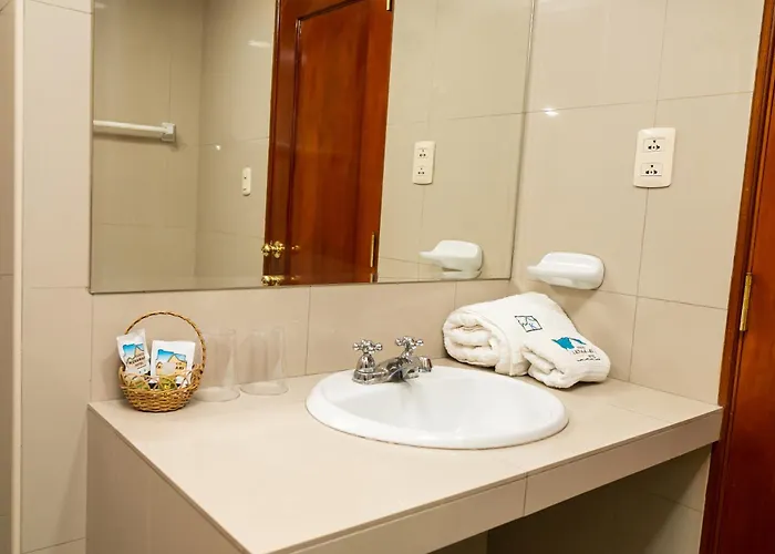 Hotel Kenamari 3*