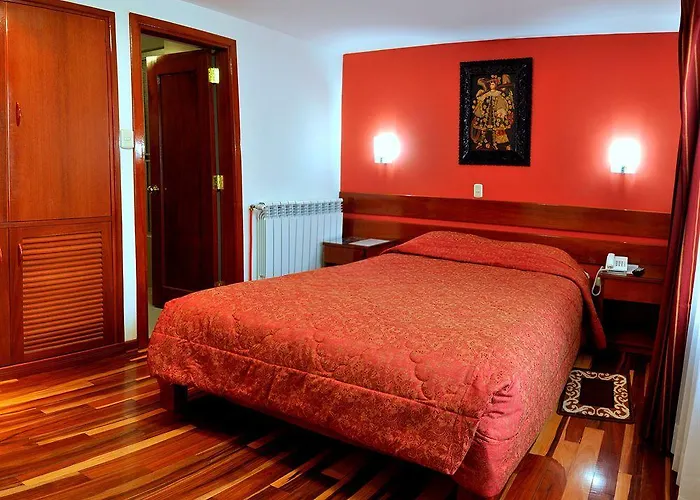 Kenamari Hotel 3*