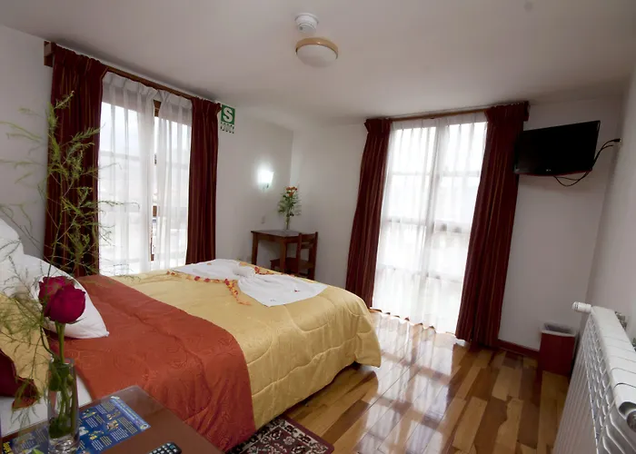 Hotel Kenamari 3*